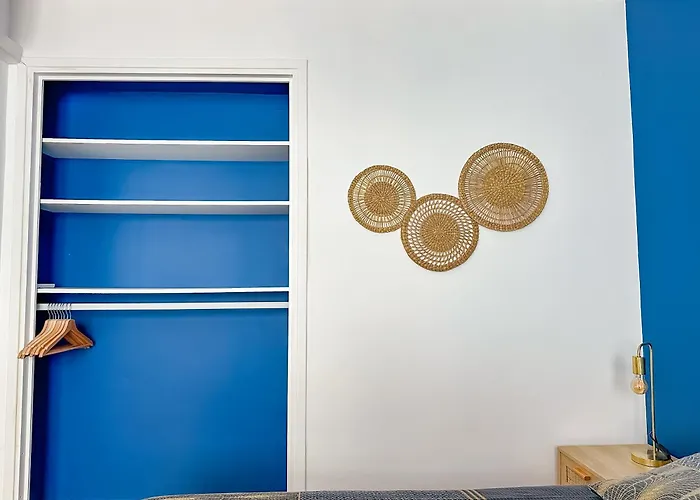 L'aube Climatisation Parking 2 * Гренобль