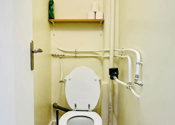 L'aube Climatisation Parking 2 * Γκρενόμπλ