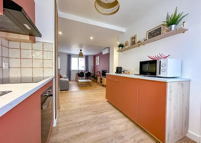 L'aube Climatisation Parking 2 *