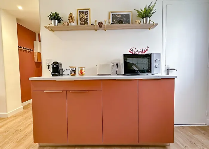 L'aube Climatisation Parking 2 גרנובל