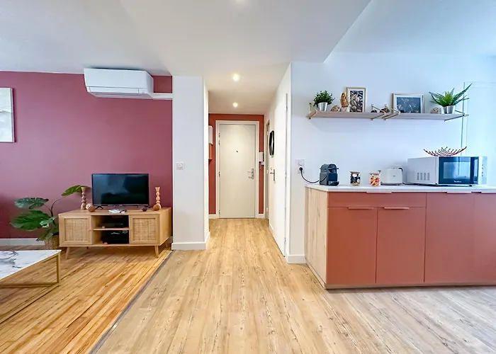 L'aube Climatisation Parking 2 *